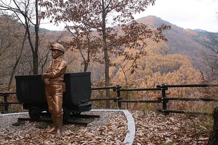 Villa Moon On The Cloud Yeongwol Exterior foto