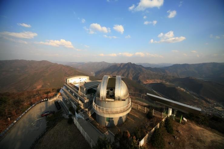 Villa Moon On The Cloud Yeongwol Exterior foto